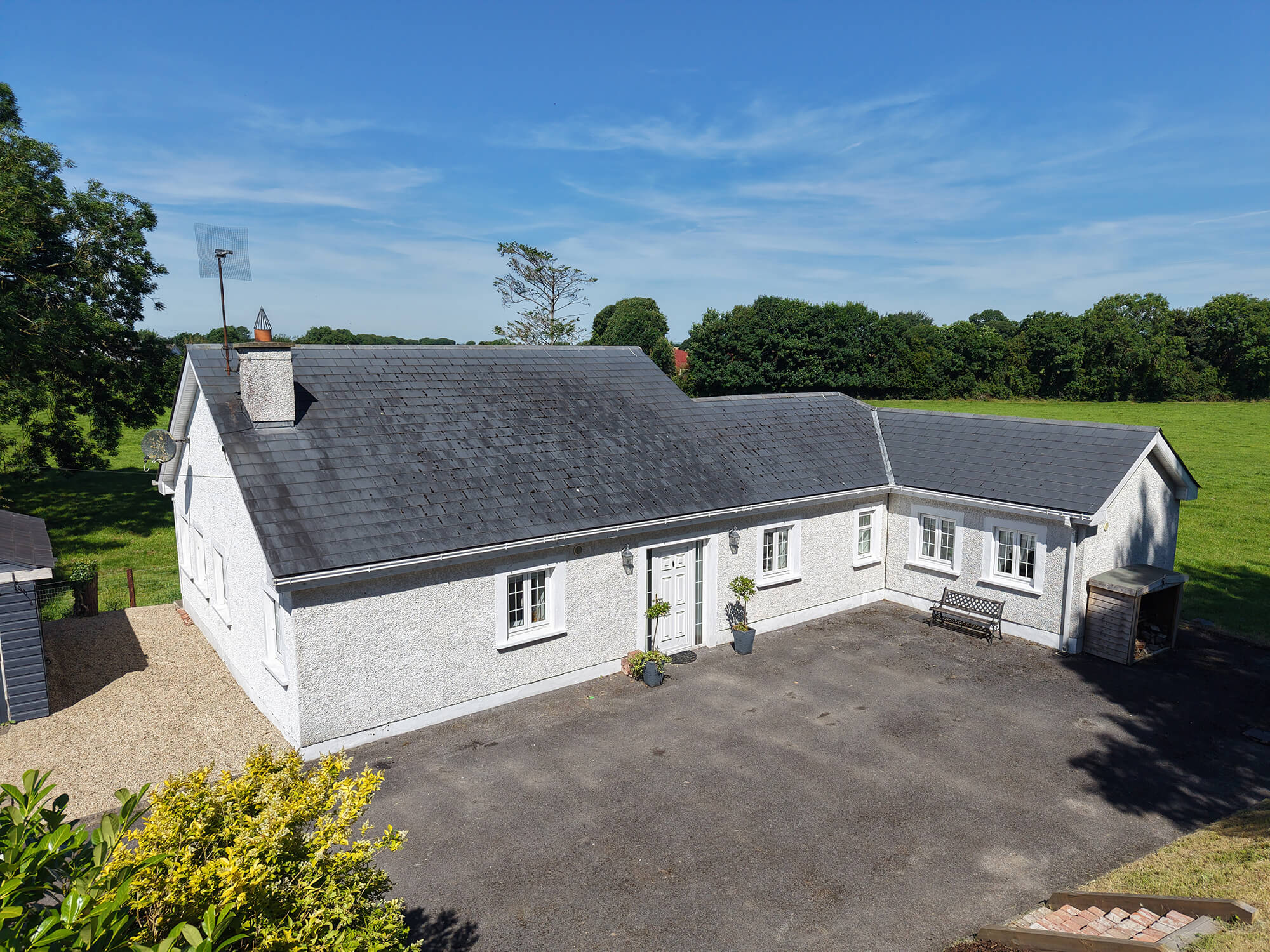 Live Auction Today at 3pm